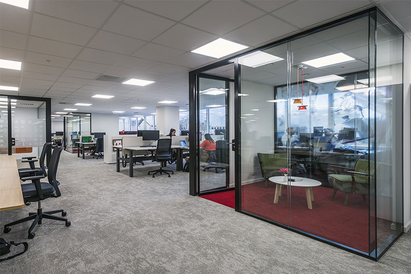 Reasons To Chose Aluminium Partitions For Office Space – Okna